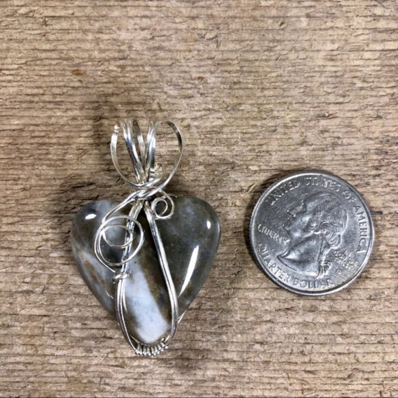 Silver Wrapped Jasper Heart Wishing Stone Necklace Pendant - Picture 2 of 4